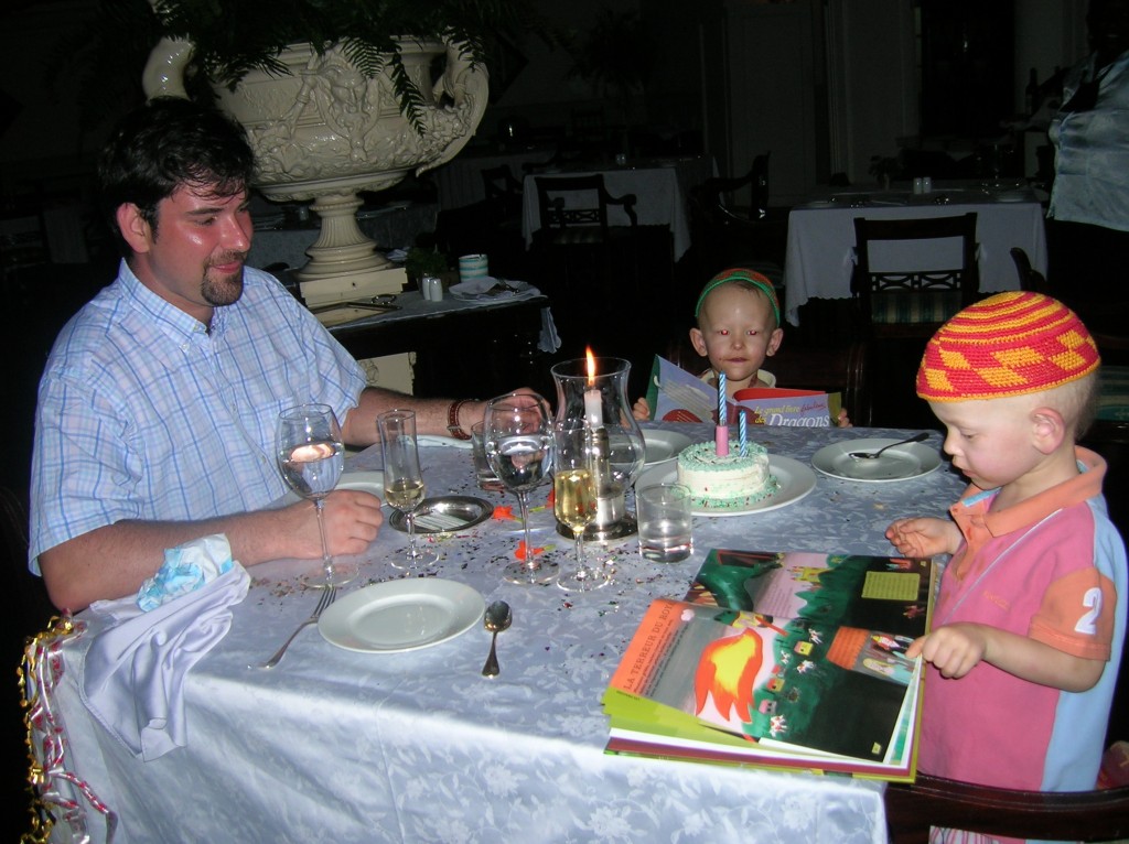 villador-diner-anniv-casinopraslin-seychelles-2007