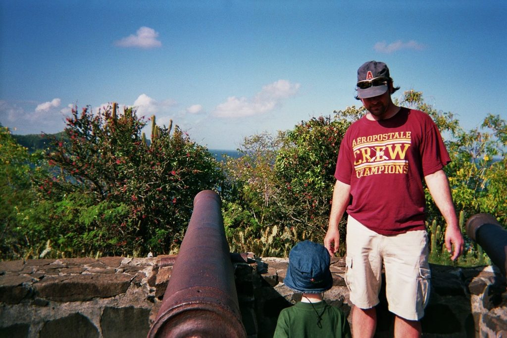 caraibes-janv2008-bequia-fort