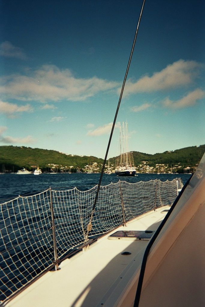 caraibes-janv2008-filiere-securite-catamaran