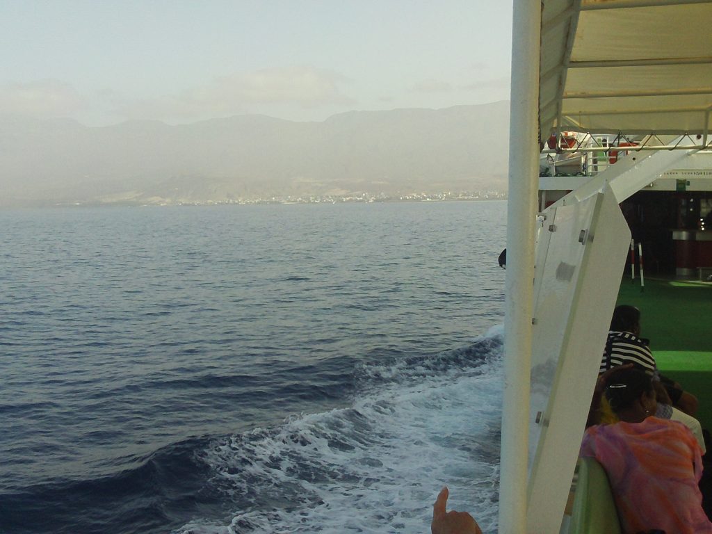 Bateau-cap-vert-juin2009-ferry-santo-antao