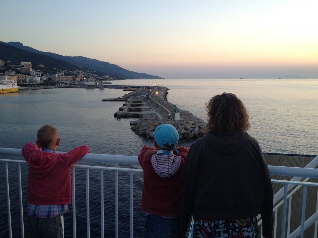 corse-ete-2012-arrivee-ferry-bastia