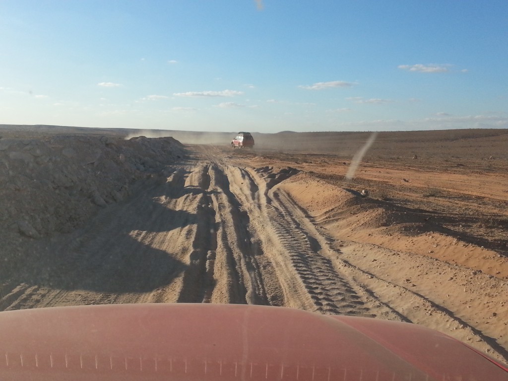 desert-tunisien-j3-premiere-piste-sable