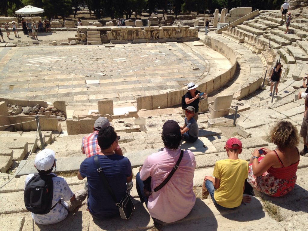 cata-cyclades-ete-2016-theatre-antique-acropole