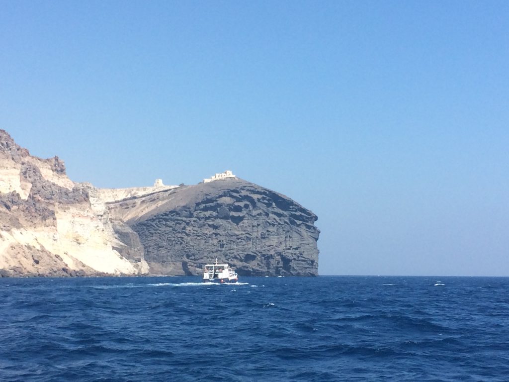 cyclades-ete-2016-en-cata-santorin-falaises