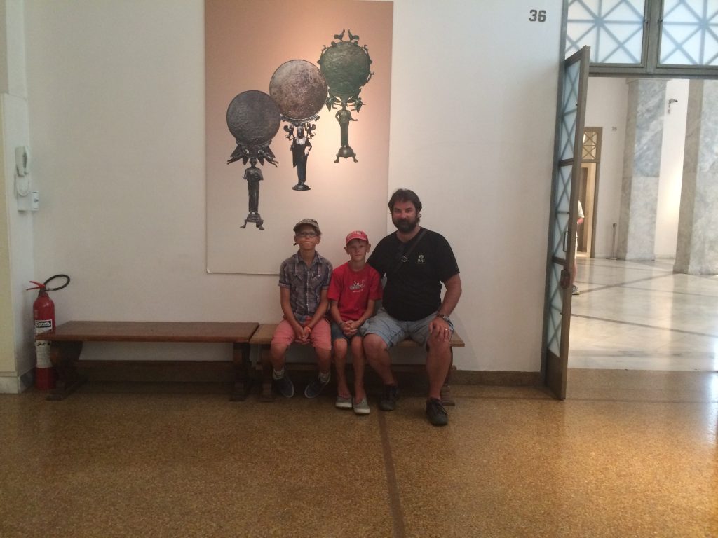 grece-ete-2016-musee-athenes-family