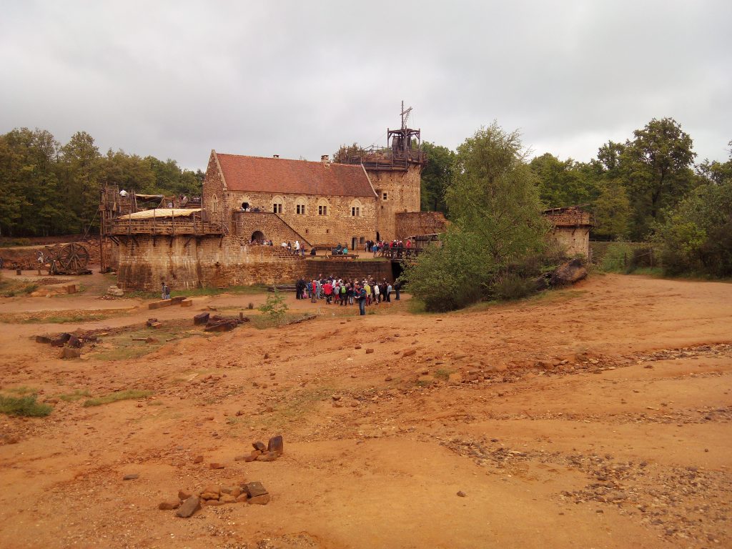 2014-mai-chantier-chateau-guedelon-MFV