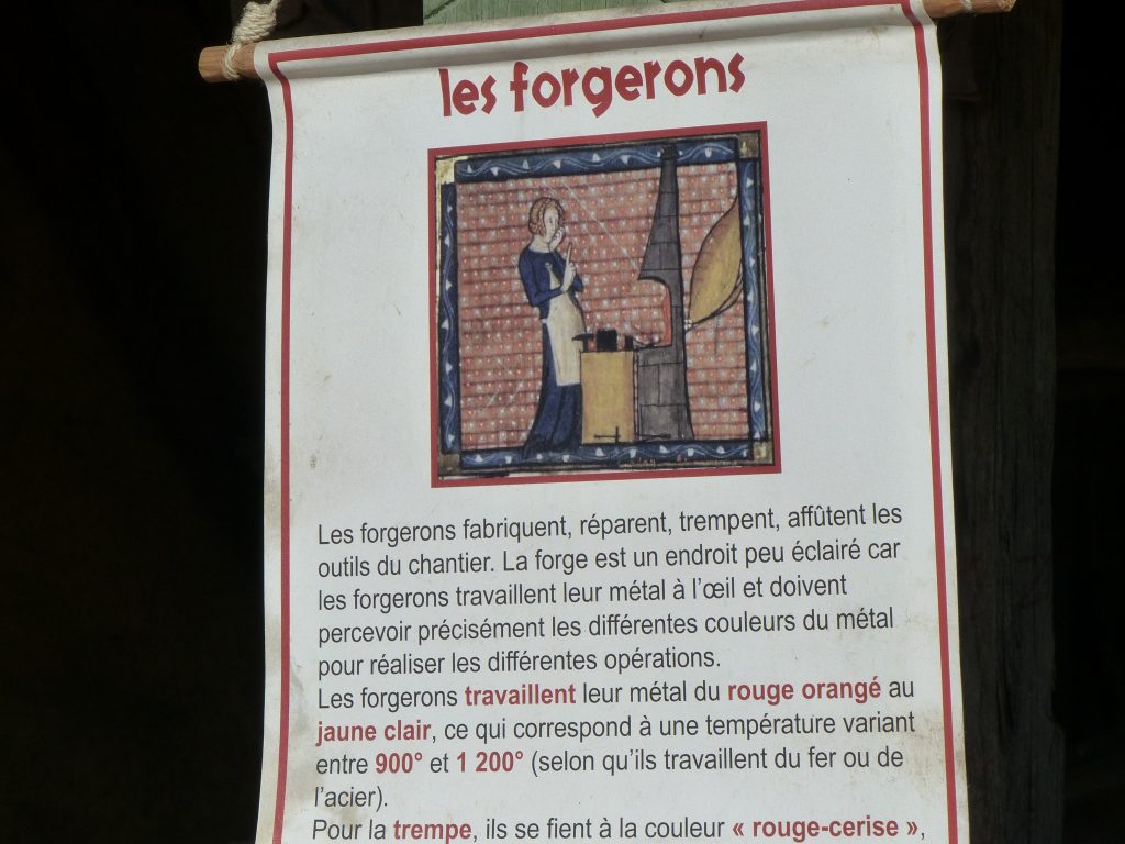 avril17-forgeron-guedelon-MFV